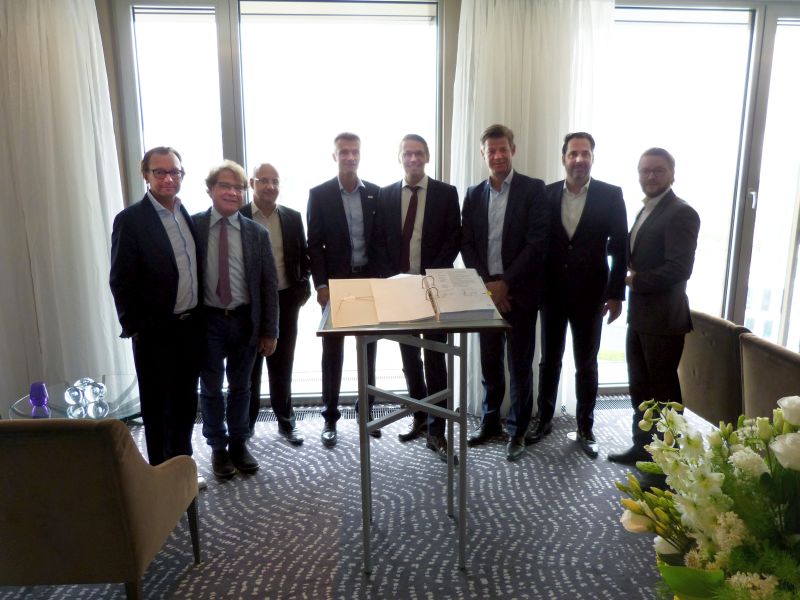 Vertragsunterzeichnung MesseCity Köln