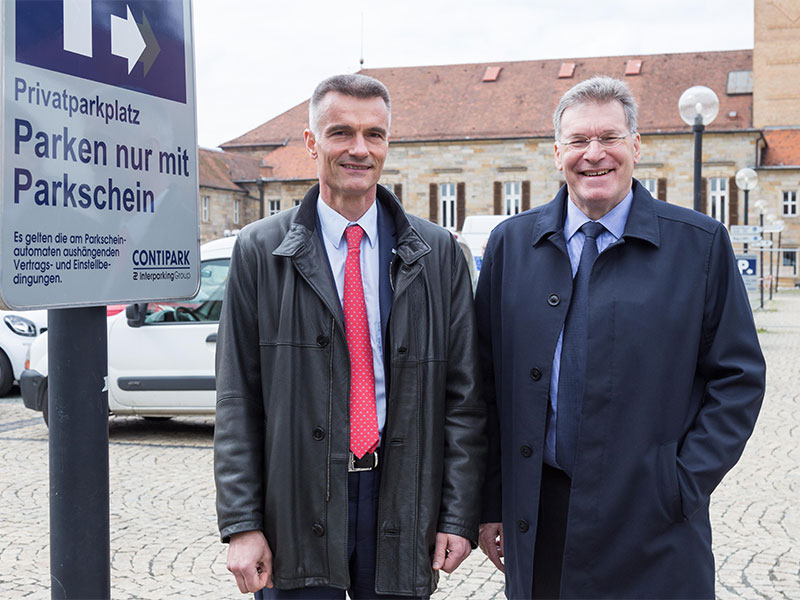 Michael Kessler auf dem Parkplatz Stadthalle
